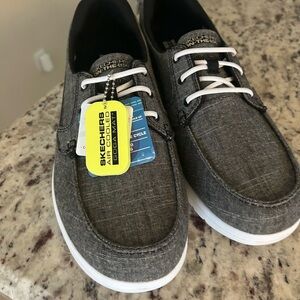 New Skechers Shoes👟